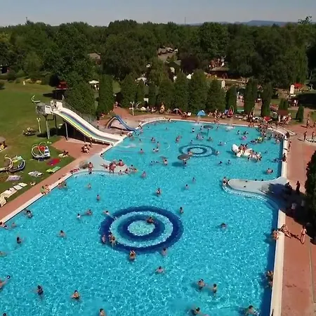Nebel Vendeghaz Apartman